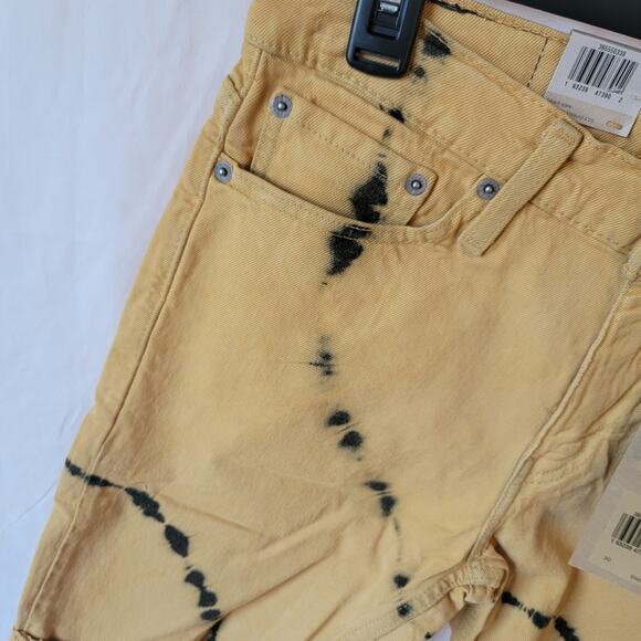 Levi's 511 Yellow Tie Dye Slim Roquefort 11 Inch Jorts Jean Shorts Size 30 - Picture 6 of 11